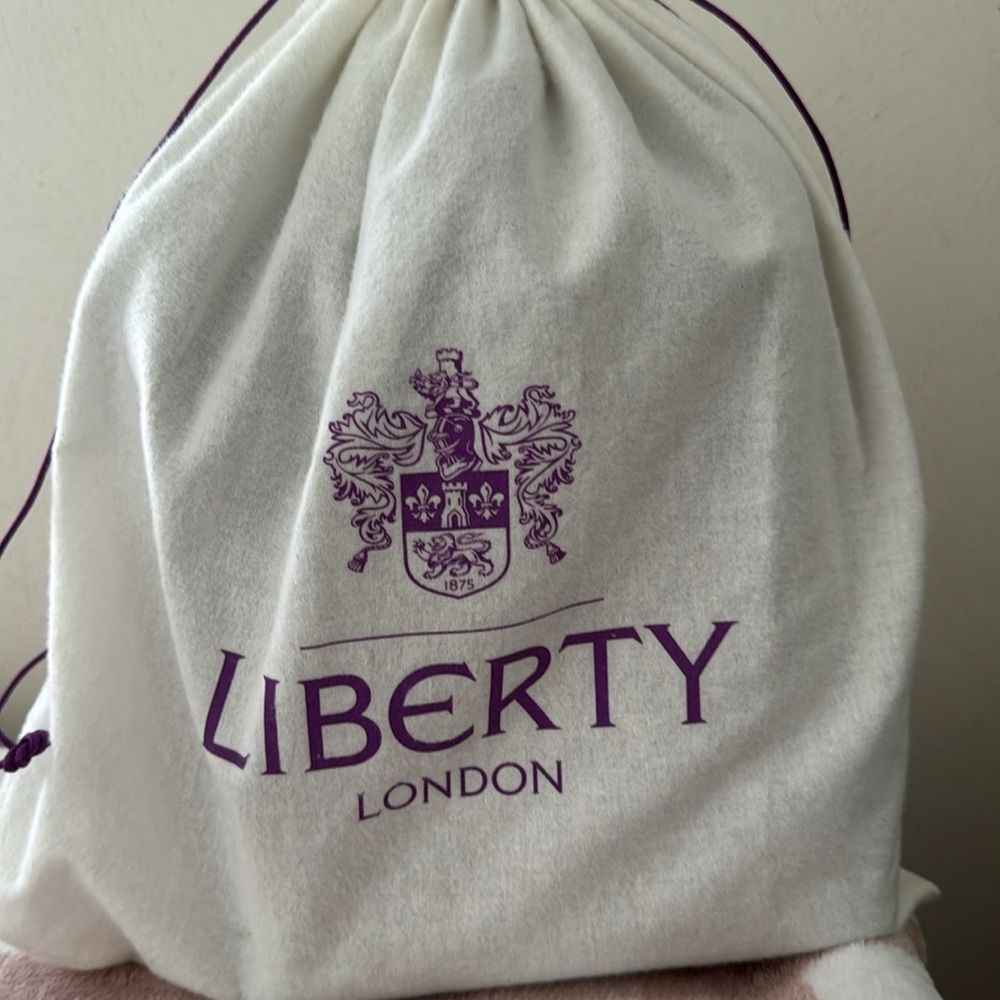 Liberty London ,Excellent condition only used twice . With dust bag , Sbag - Picture 10 of 11